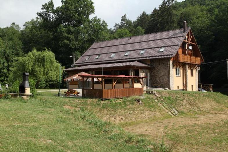 Pod Bresteckou Skalou Břestek Eksteriør billede